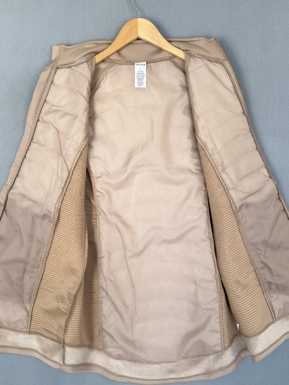Tek Gear Women’s Zip Up Long Jacket Size M Beige Quilted Hooded Thumb Hole - Picture 6 of 14